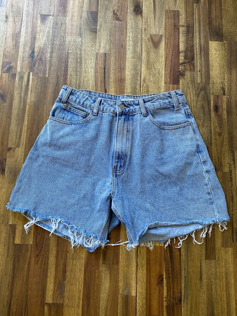Blue Dissh Denim shorts, 12
