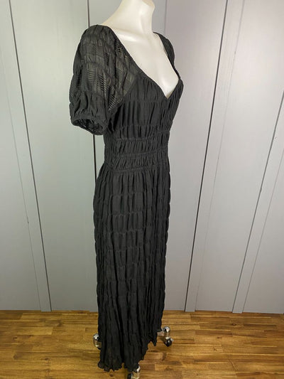 BNWT Black Isle of Mine Dress, 14