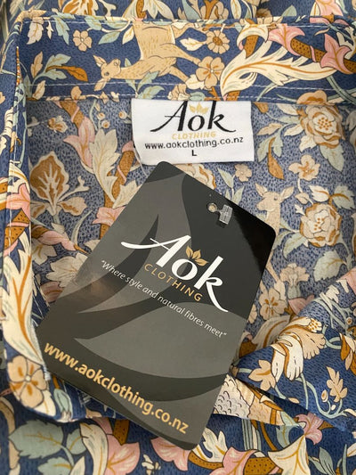 BNWT Blue paisley AOK clothing Shirt, L
