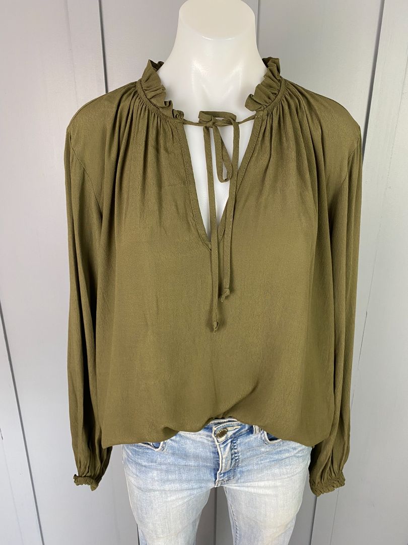 BNWT Olive Green Suzy D Tops, S, M