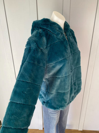 BNWT Teal Only Faux Fur, M