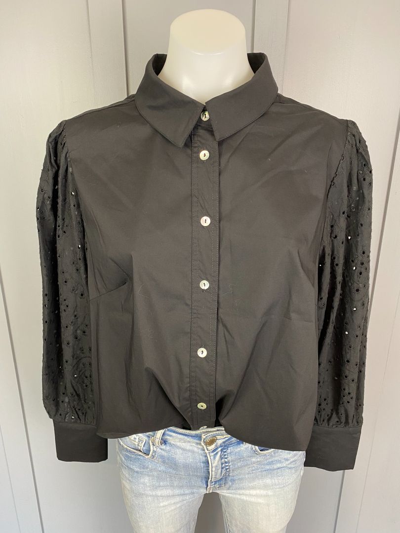 BNWT Black Lemon Tree Shirt, 14, 16, 18