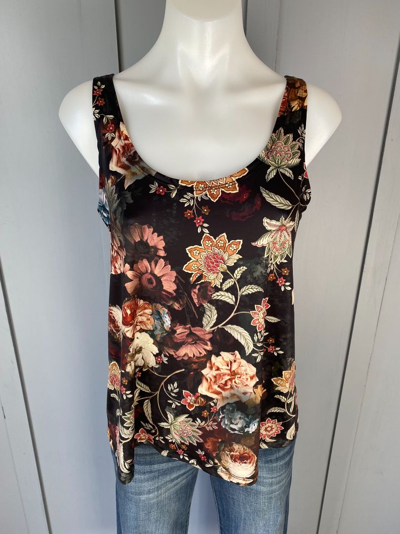 Black & Multi floral Loobie's Story Tank Top, 12