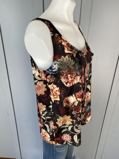Black & Multi floral Loobie's Story Tank Top, 12