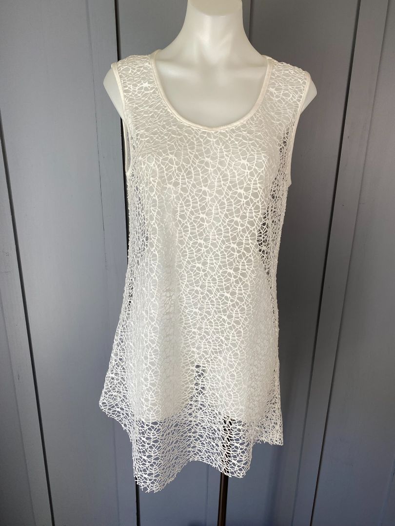 White by taylor Top/Tunic, L
