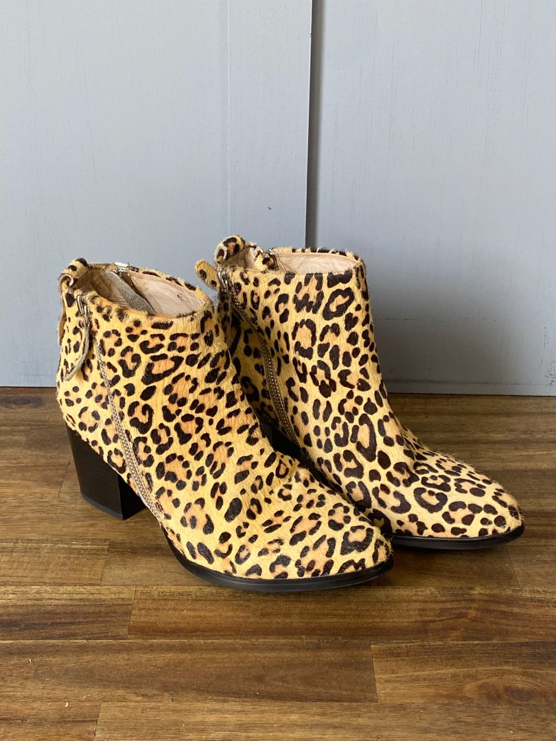 Animal Print Andrea Biani Boots, 39
