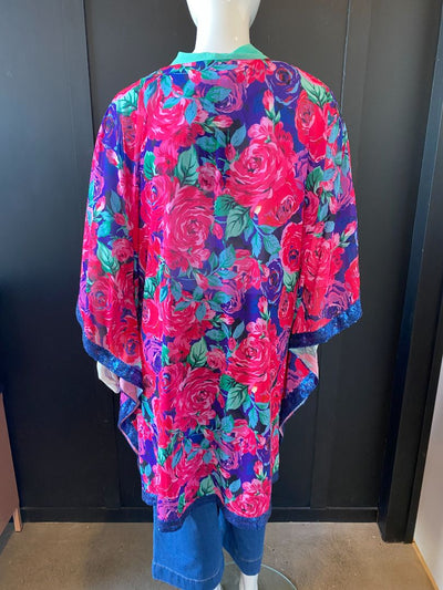 BNWT Exclusive print Stella Royal Kimono, O/S