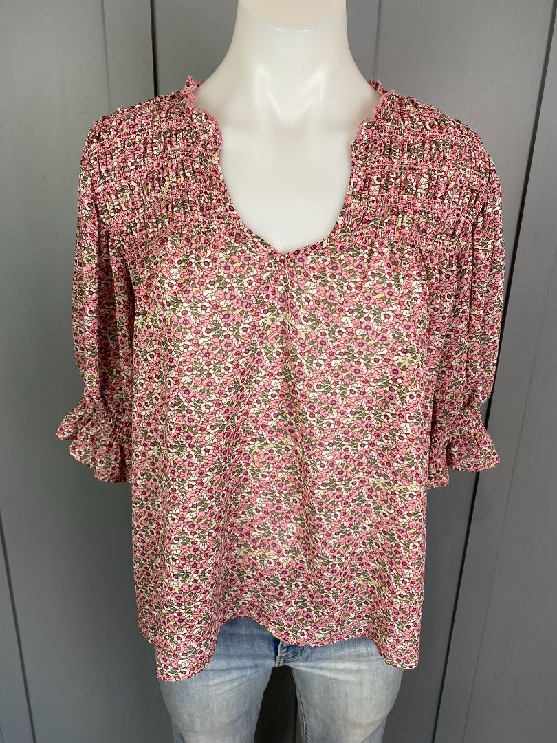 BNWT Pink floral Seeking Lola Tops, 8