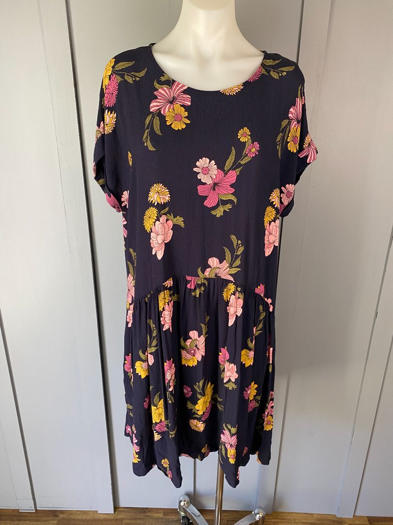 Navy & floral print Elm Dress, 14