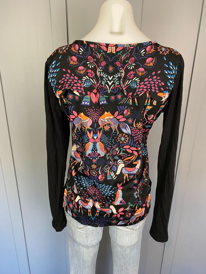 Black & print I am Andrea Moore Tops, 8