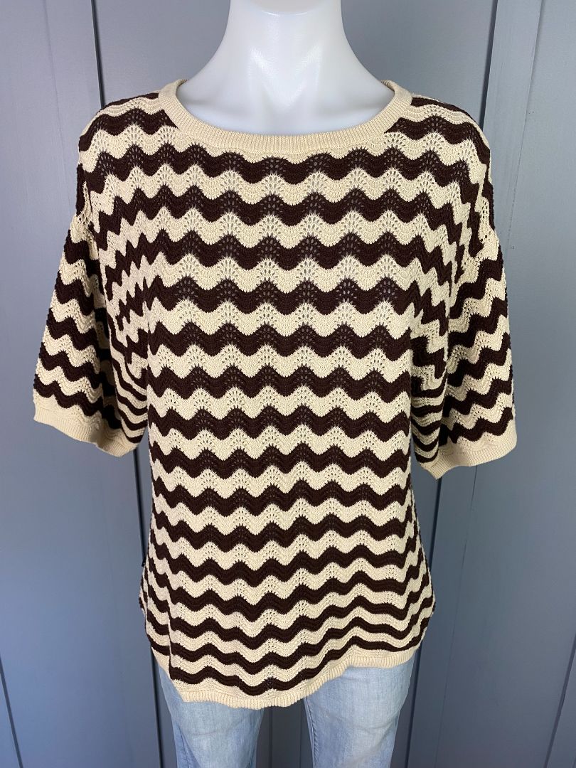 Brown & White Thing Thing Tops, 8