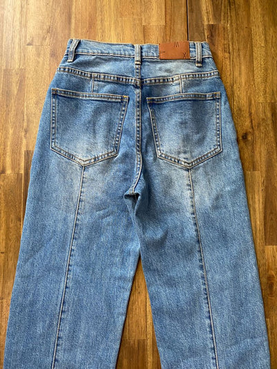 Blue Max Jeans, 6