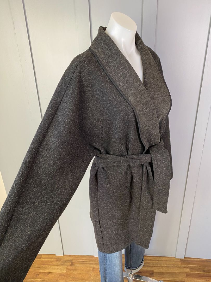 BNWT Charcoal Eb&Ive Cardies/Ponchos, S/M