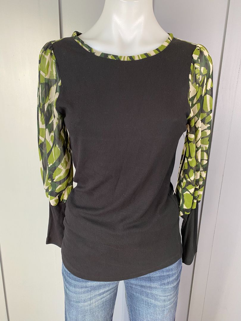 BNWT Black & Green Liverpool Tops, XS, S