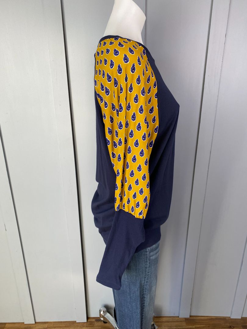 BNWT Navy & Yellow Orlando Tops, 8