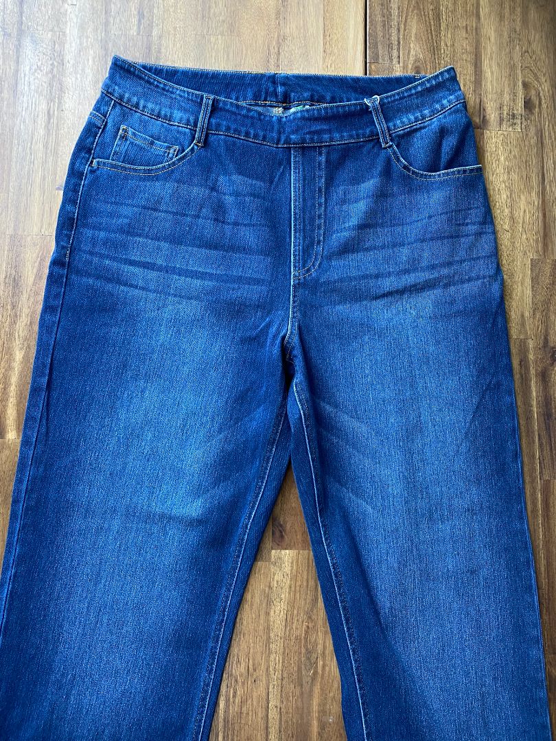 BNWT Blue Halara Jeans, L (16-18)