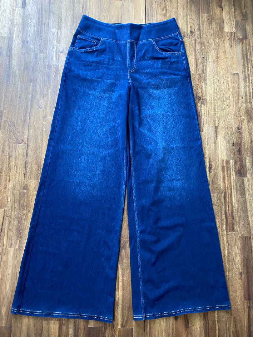 BNWT Blue Halara Jeans, L (16-18)