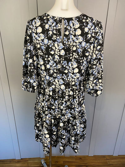 BNWT Black floral Seeking Lola Dress/Tunic, 10