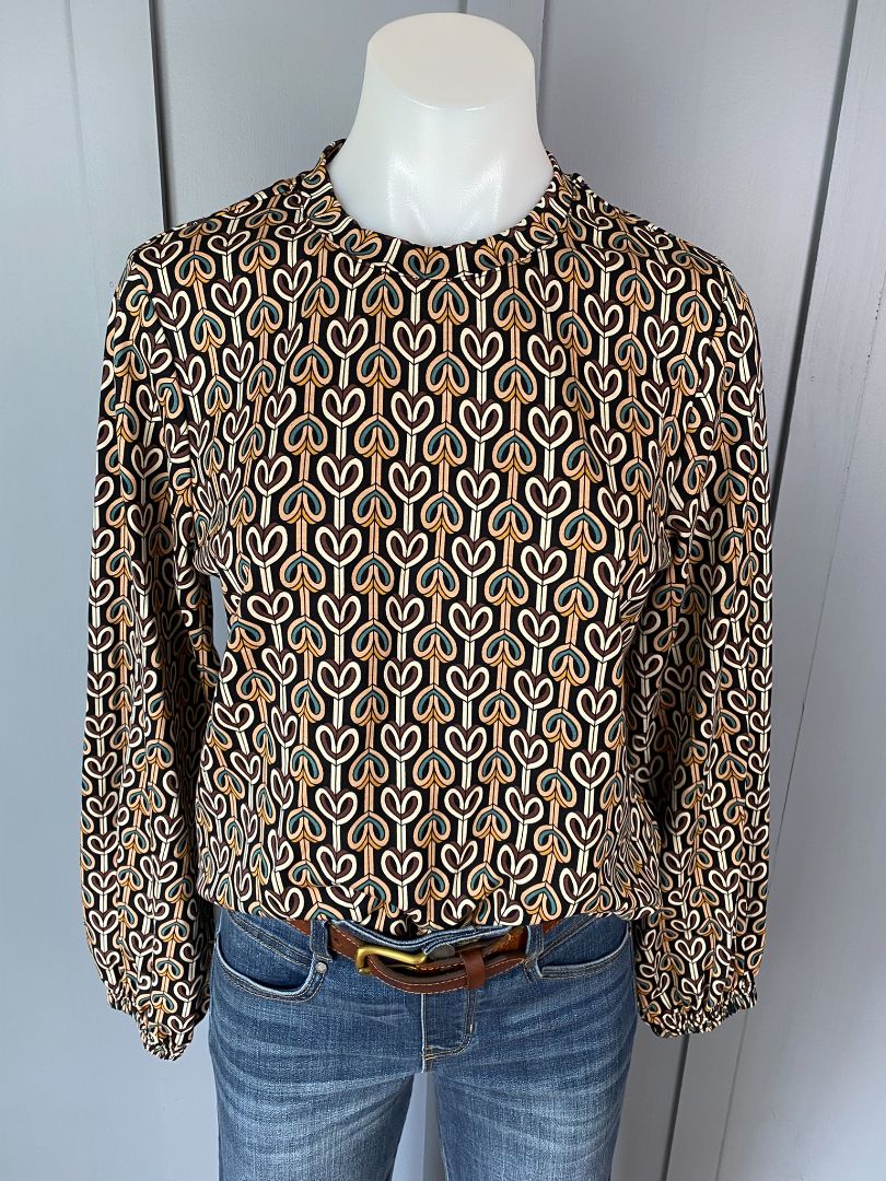 BNWT Browns print Lemon Tree Tops, S