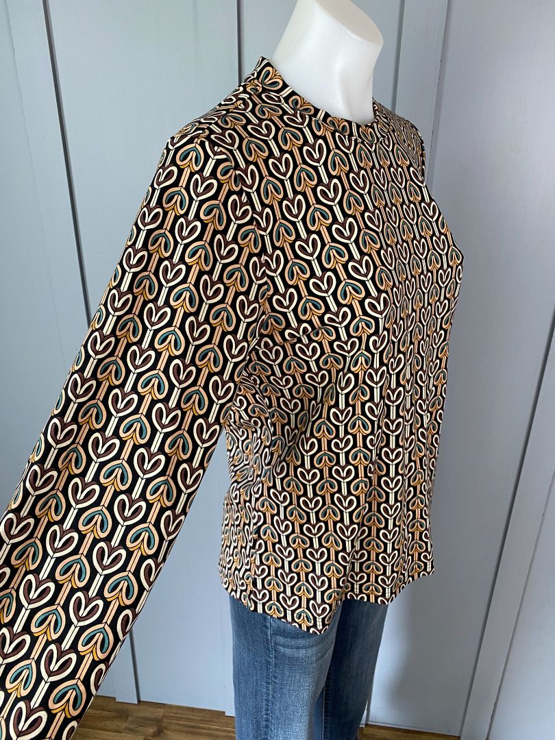 BNWT Browns print Lemon Tree Tops, S