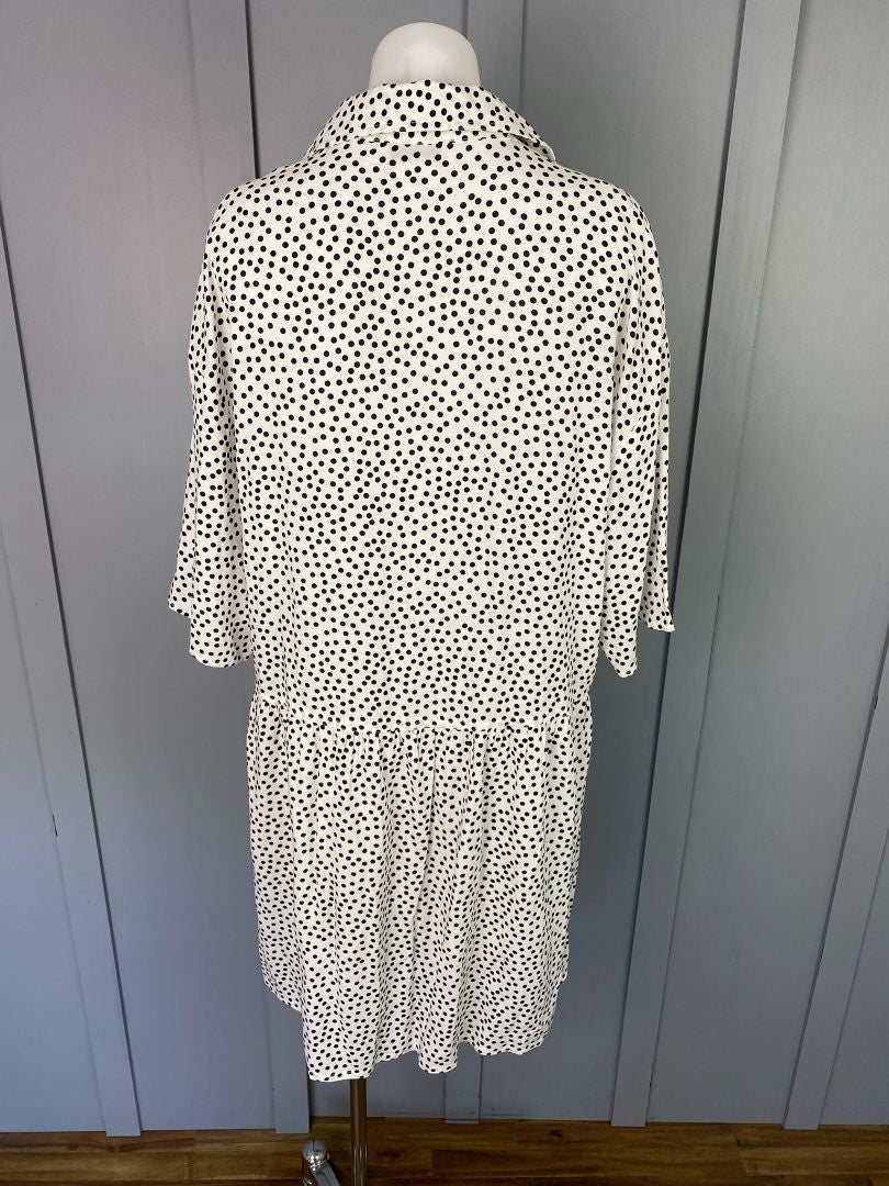 White & Black Stella + Gemma Dress, 10