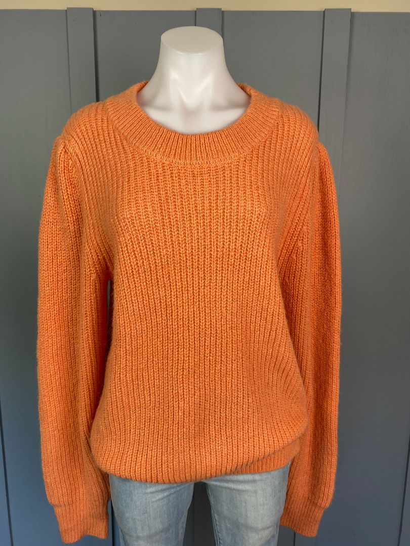 BNWT Peach Seeking Lola Jumper, L