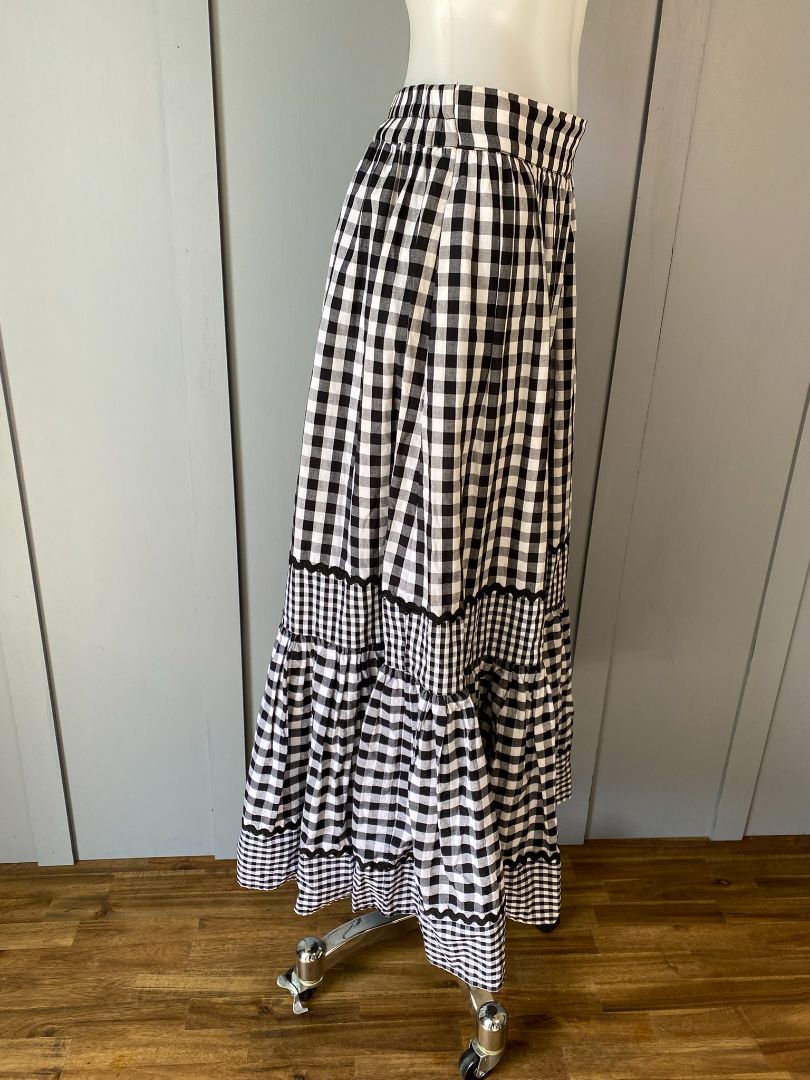 Black & White Gingham Coop Skirt, S