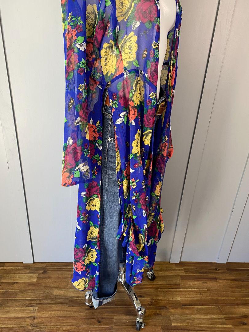 Blue floral The Carpenters Daughter Kimono, 12/14