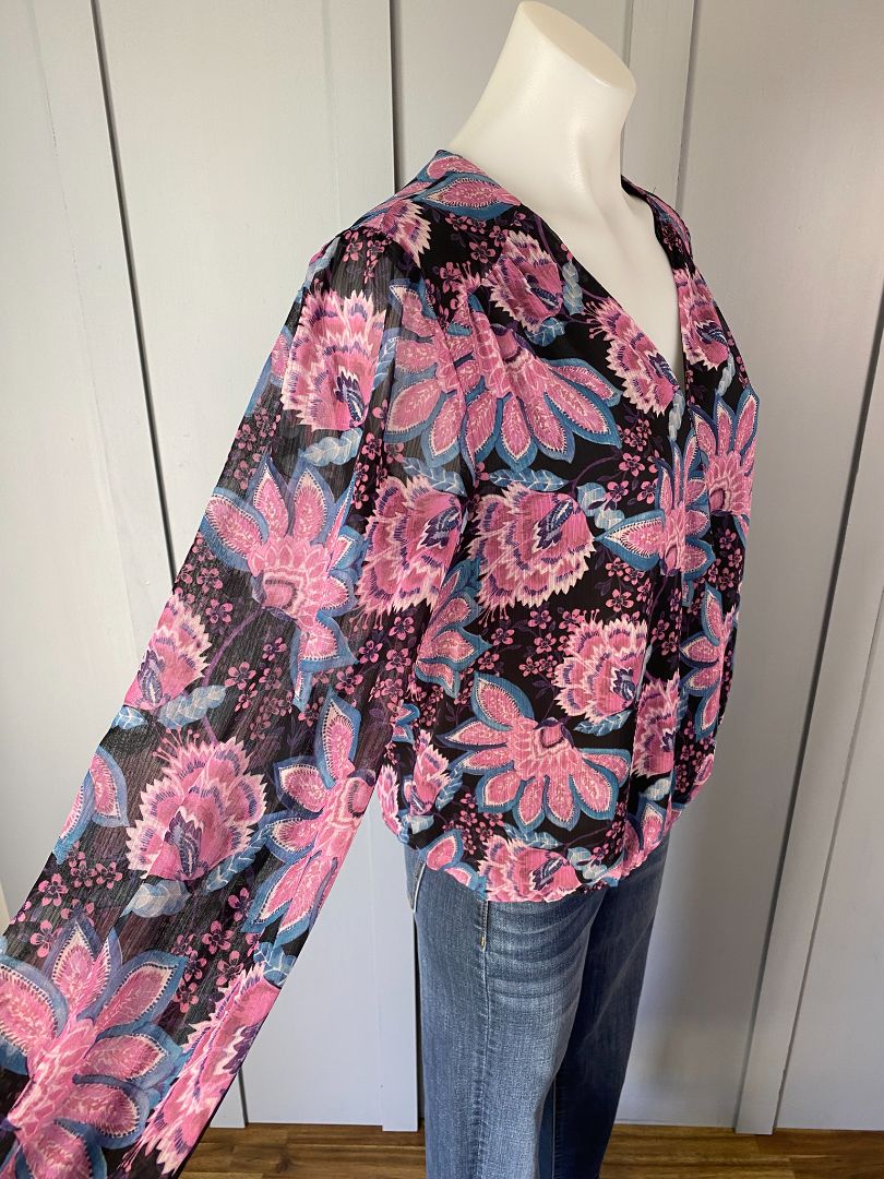 Floral Portmans Tops, 10