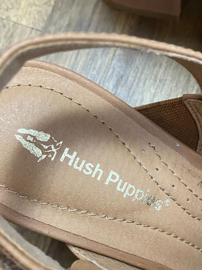 Tan Hush Puppies Shoes, 7