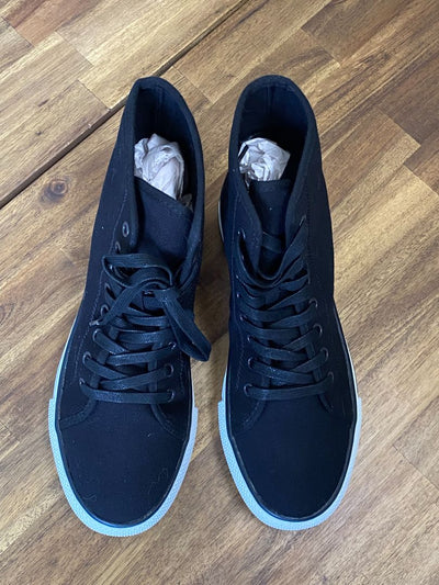 BNWT Black Witchery Shoes, 40