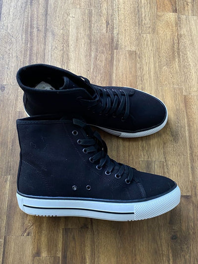 BNWT Black Witchery Shoes, 40