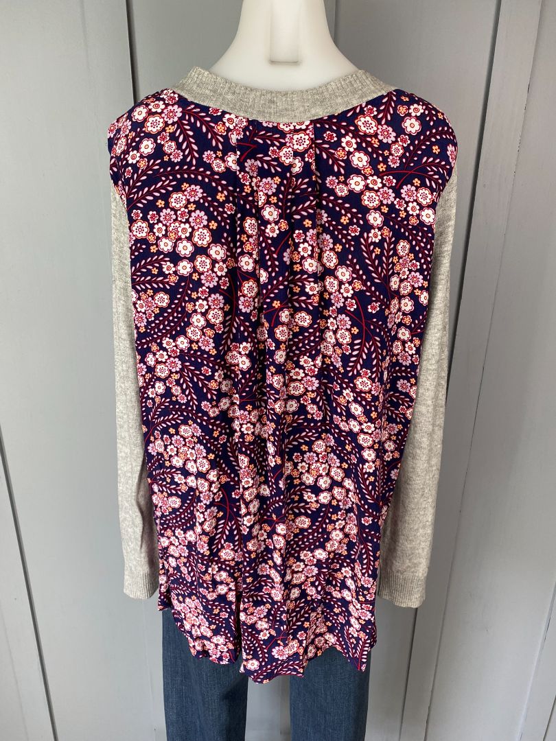 Grey & Multi print Elm Top, 14