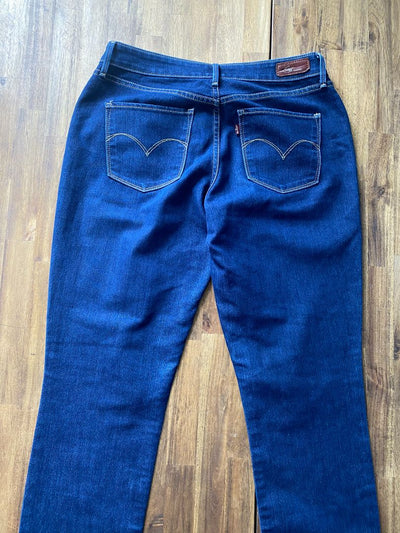 Blue Levis Jeans, 31