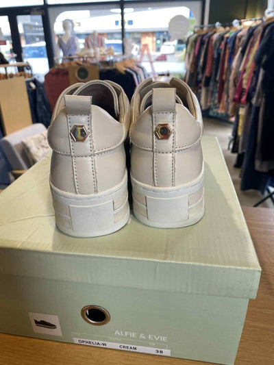 Cream Alfie & Evie Shoes, 38