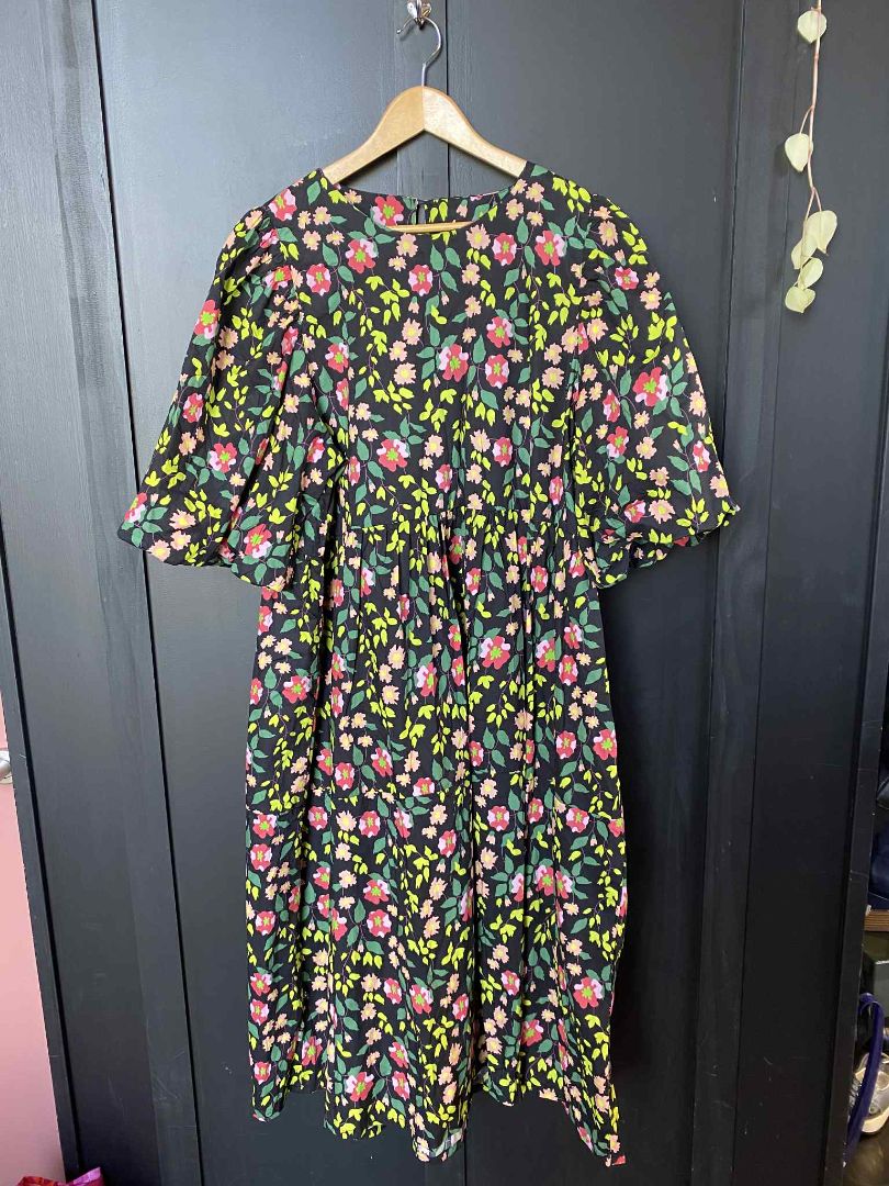 Black floral Thing Thing Dress, 18