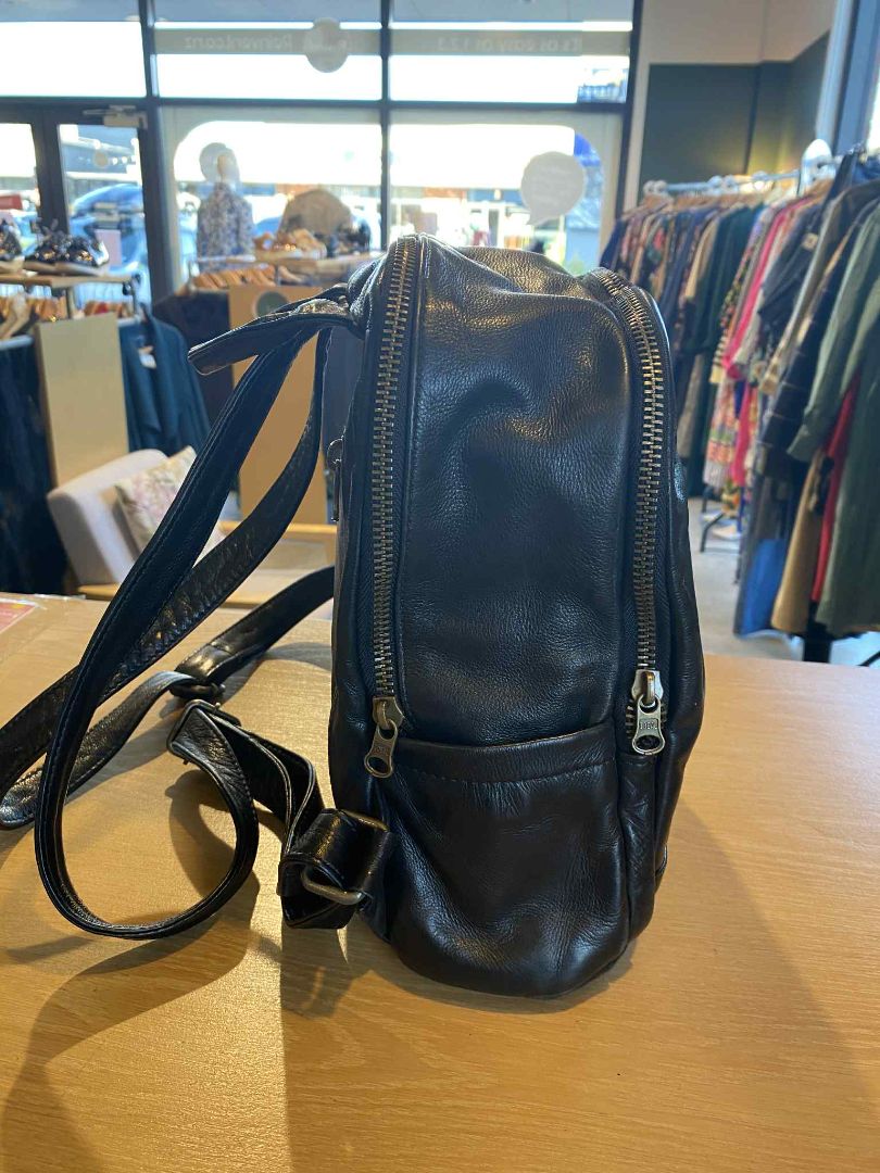 Black Wanderers Bag, 28cm x 29x 14cm