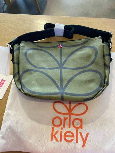 BNWT Olive green Orla Kiely Bag, Height: 23cm Width: 30cm Depth: 11cm